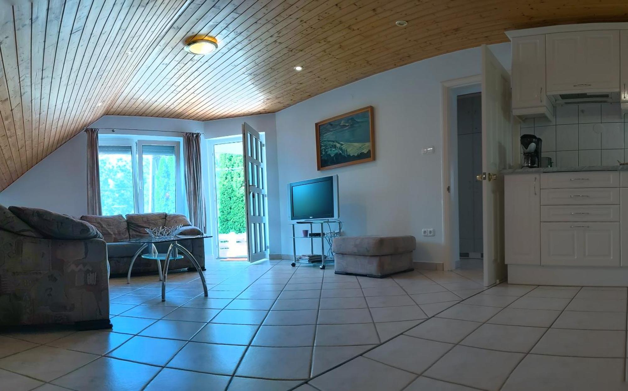 Appartments Hungaroland Balatonbereny Ngoại thất bức ảnh