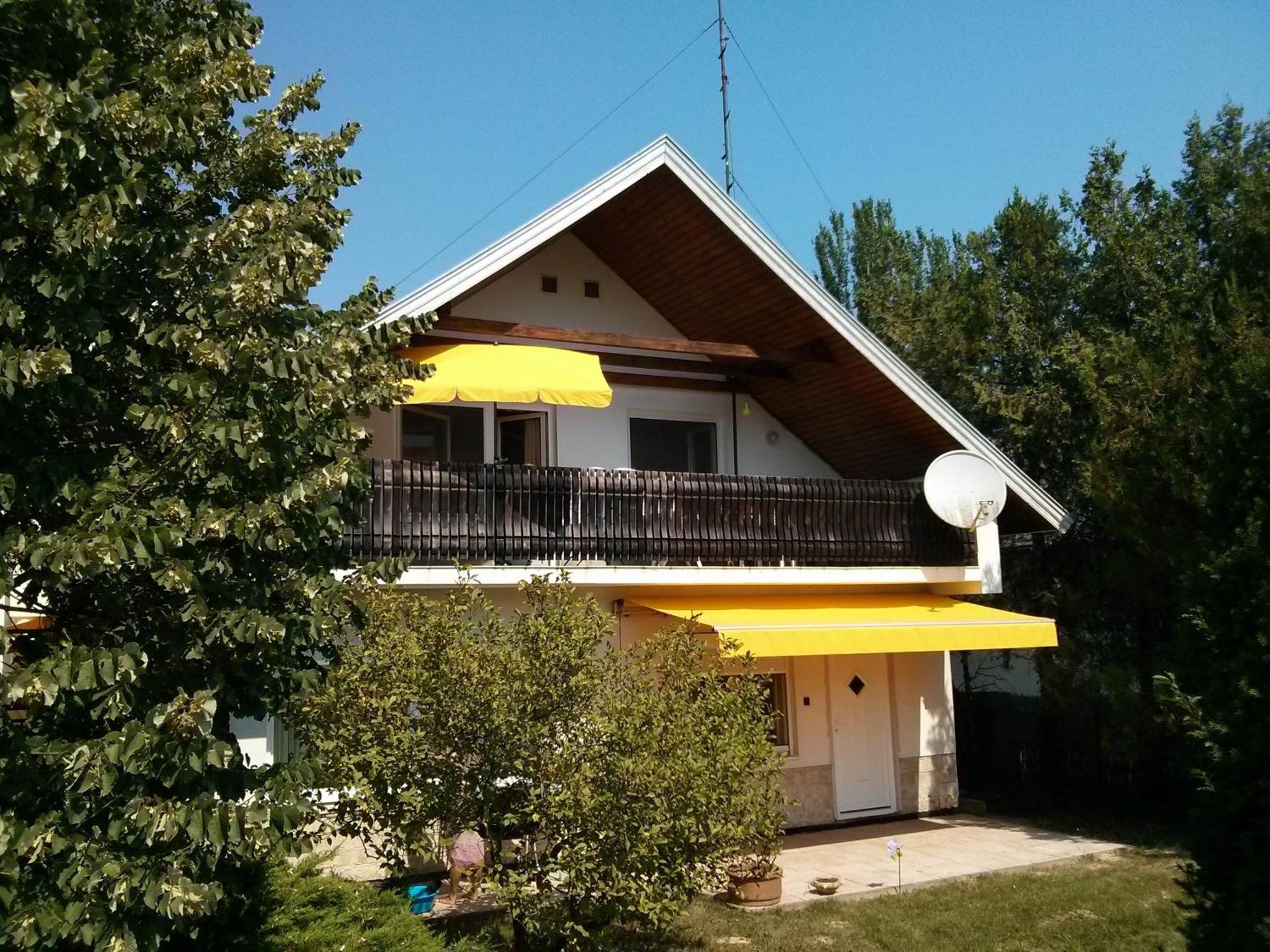 Appartments Hungaroland Balatonbereny Ngoại thất bức ảnh